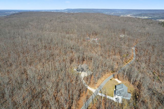 1863 Lake Louisa Loop, Monteagle, TN 37356
