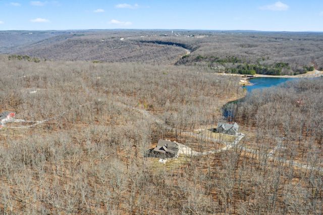1863 Lake Louisa Loop, Monteagle, TN 37356