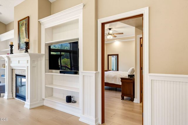 8158 Rogue River Highway, Grants Pass, OR 97527