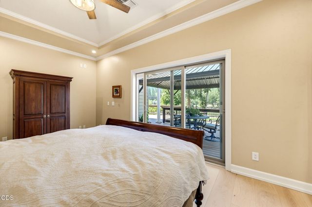 8158 Rogue River Highway, Grants Pass, OR 97527