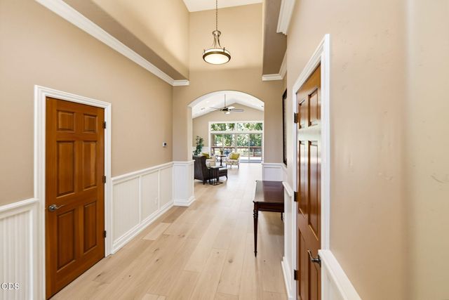 8158 Rogue River Highway, Grants Pass, OR 97527