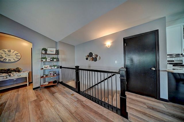 7502 Summerset Avenue NE, Cedar Rapids, IA 52402