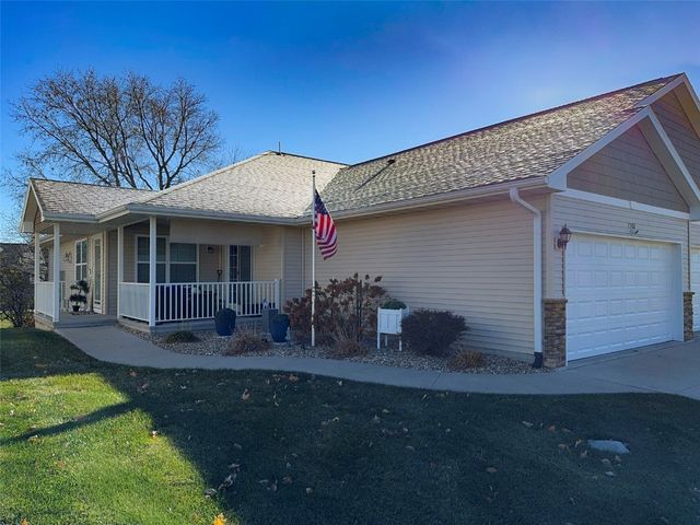 7502 Summerset Avenue NE, Cedar Rapids, IA 52402