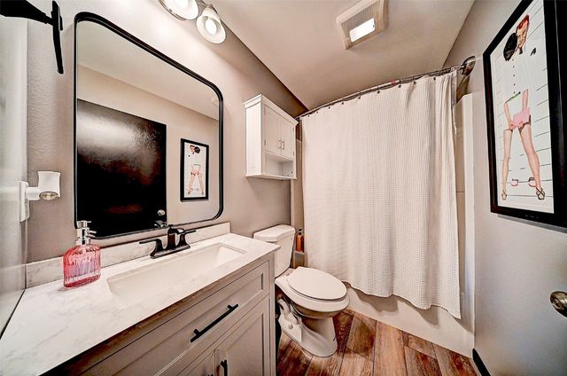 7502 Summerset Avenue NE, Cedar Rapids, IA 52402