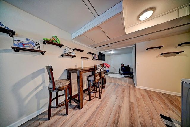 7502 Summerset Avenue NE, Cedar Rapids, IA 52402