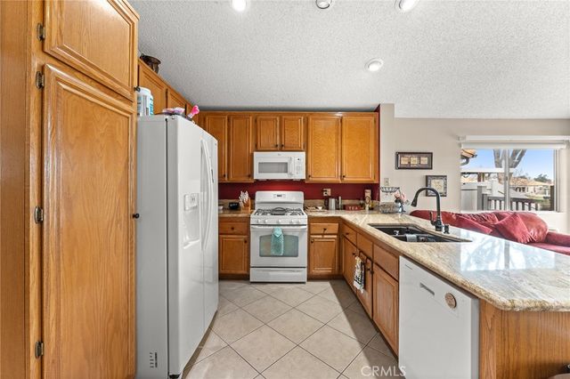 1154 Fairway Oaks, Banning, CA 92220
