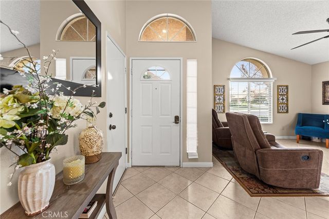 1154 Fairway Oaks, Banning, CA 92220