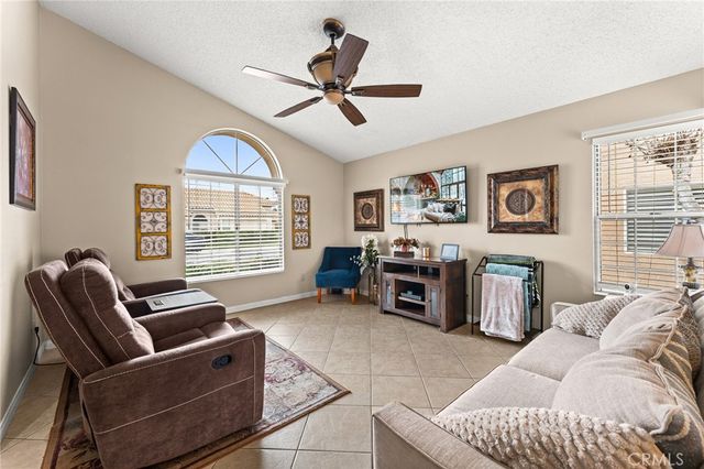 1154 Fairway Oaks, Banning, CA 92220