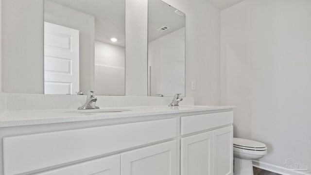 1986 Wiregrass St, Navarre, FL 32566