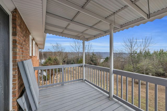 506 Crestview Circle, Ringgold, GA 30736