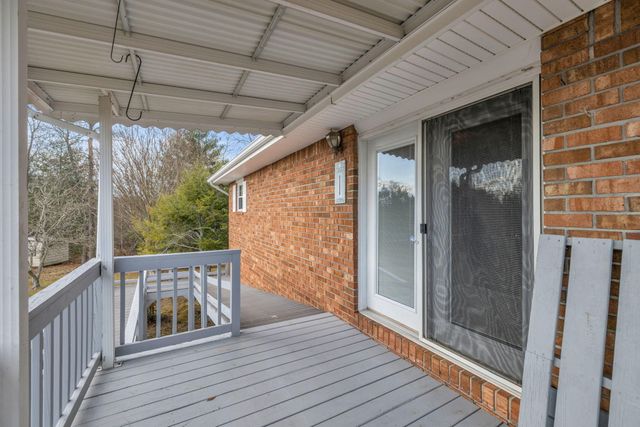 506 Crestview Circle, Ringgold, GA 30736