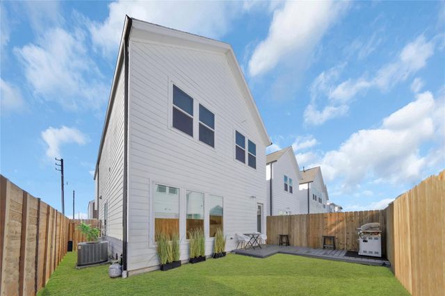 4016 Saint Peter Lane, Houston, TX 77045