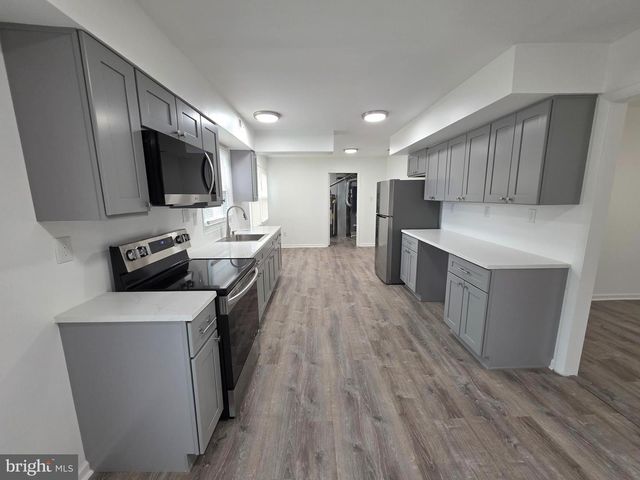 14 EAST CT, Willingboro, NJ 08046