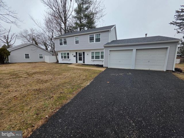14 EAST CT, Willingboro, NJ 08046