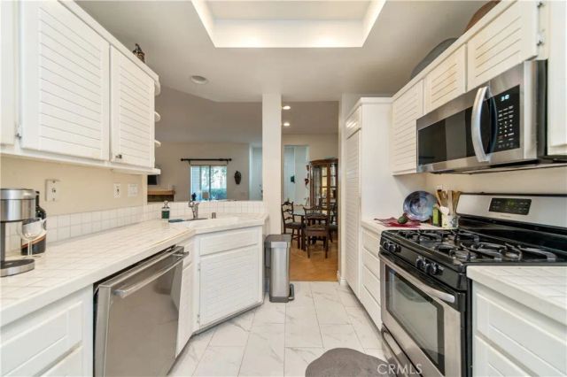 74 Lehigh Aisle, Irvine, CA 92612