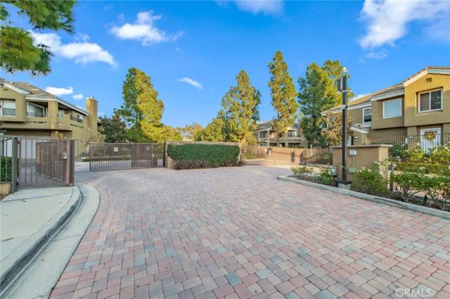 74 Lehigh Aisle, Irvine, CA 92612