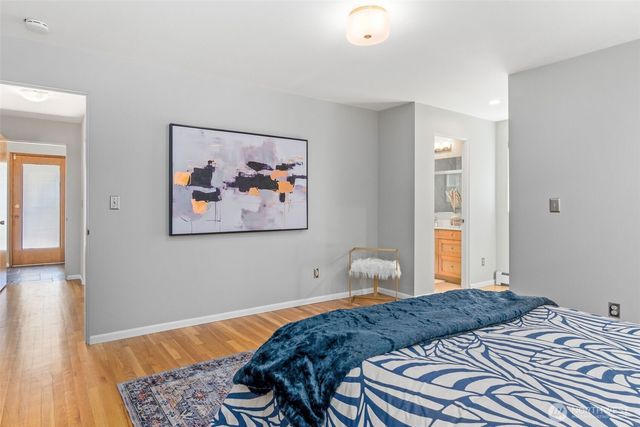 5320 S Kenyon Street, Seattle, WA 98118