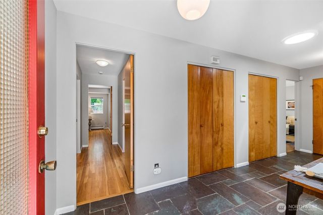 5320 S Kenyon Street, Seattle, WA 98118