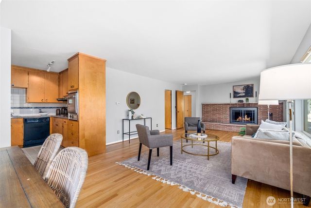 5320 S Kenyon Street, Seattle, WA 98118