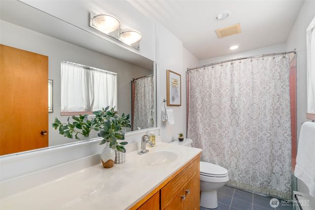 5320 S Kenyon Street, Seattle, WA 98118