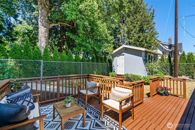 5320 S Kenyon Street, Seattle, WA 98118