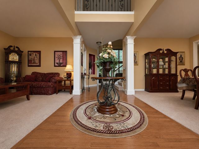 4 Snead Court, Bolingbrook, IL 60490
