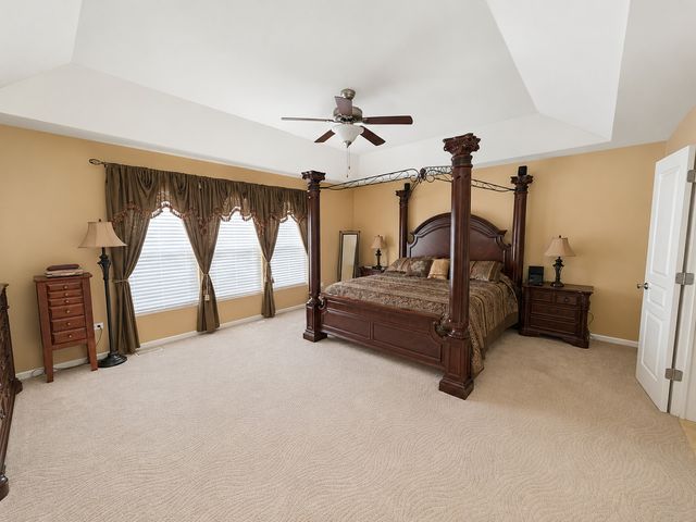 4 Snead Court, Bolingbrook, IL 60490