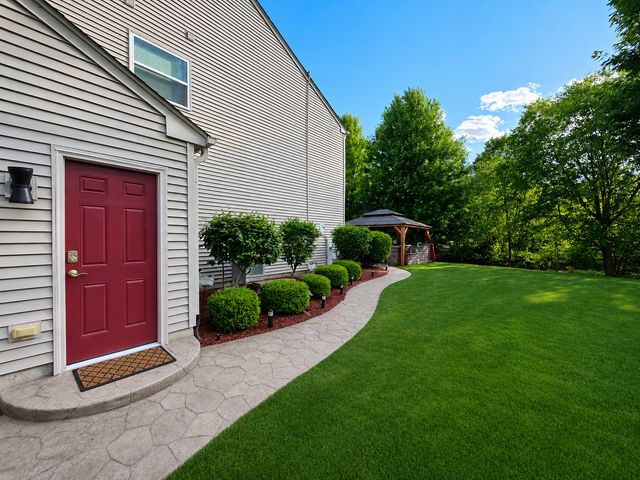 4 Snead Court, Bolingbrook, IL 60490