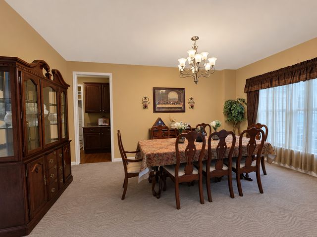 4 Snead Court, Bolingbrook, IL 60490