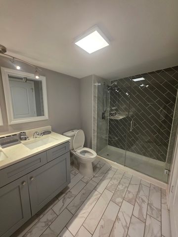 7719 S Rhodes Avenue, Chicago, IL 60619