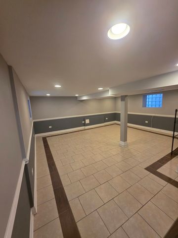 7719 S Rhodes Avenue, Chicago, IL 60619