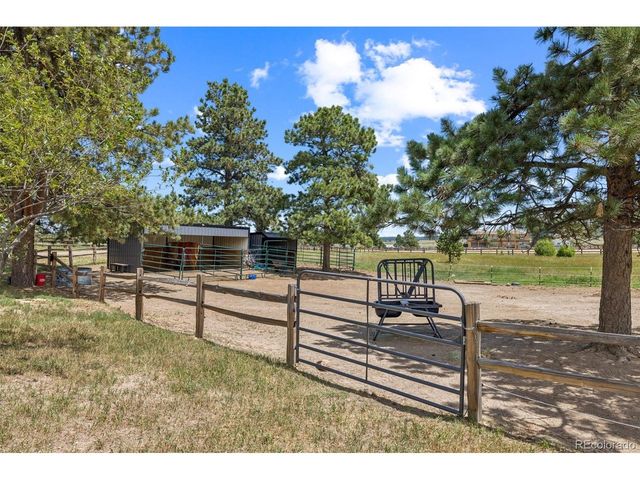 17940 Appaloosa Rd, Monument, CO 80132