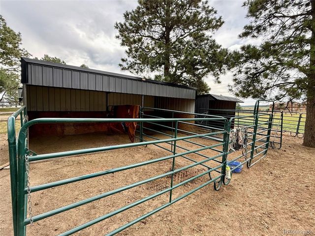 17940 Appaloosa Rd, Monument, CO 80132