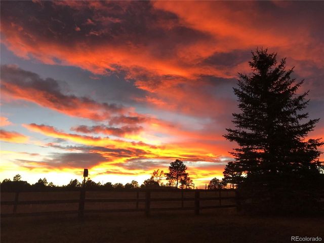 17940 Appaloosa Rd, Monument, CO 80132