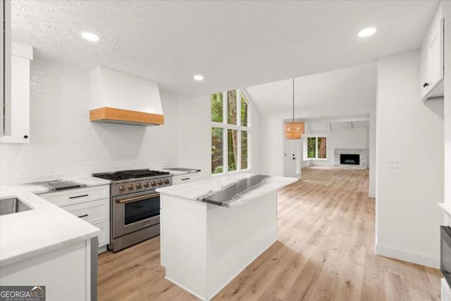 750 Bayliss Drive N, Marietta, GA 30068