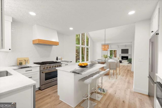 750 Bayliss Drive N, Marietta, GA 30068