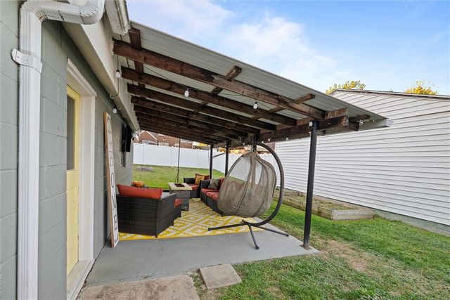 925 Warren Avenue, New Castle, PA 16101