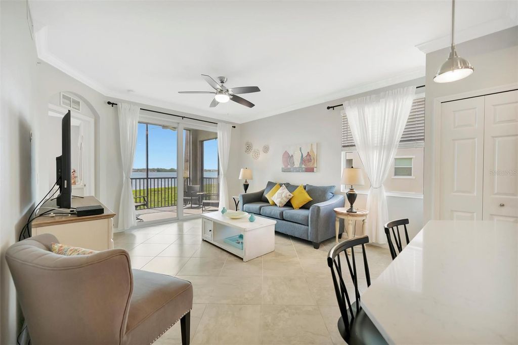 Image 14 of property listing at 1020 TIDEWATER SHORES LOOP 208, Bradenton, FL 34208