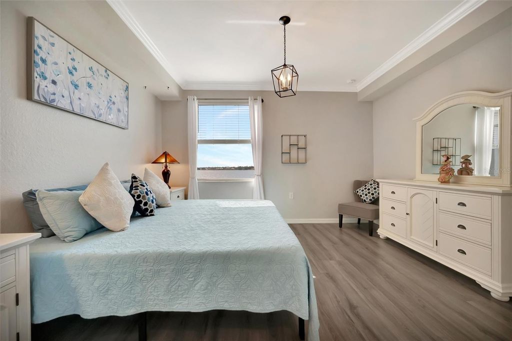 Image 33 of property listing at 1020 TIDEWATER SHORES LOOP 208, Bradenton, FL 34208