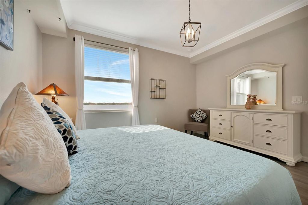 Image 35 of property listing at 1020 TIDEWATER SHORES LOOP 208, Bradenton, FL 34208