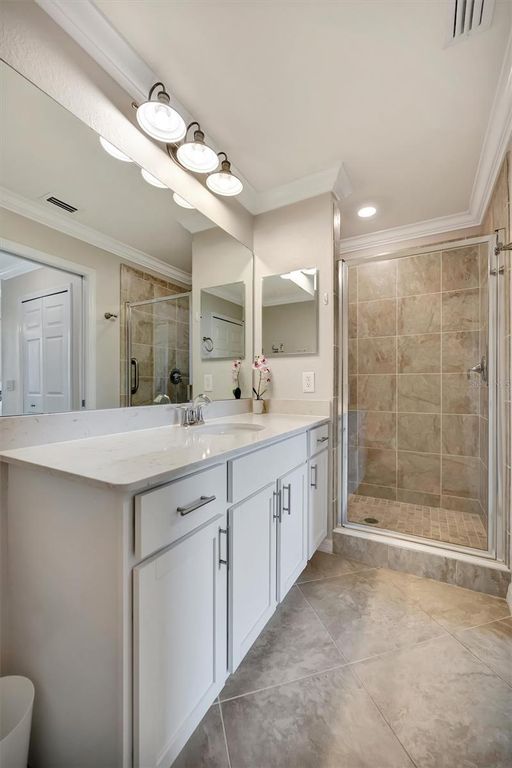Image 37 of property listing at 1020 TIDEWATER SHORES LOOP 208, Bradenton, FL 34208