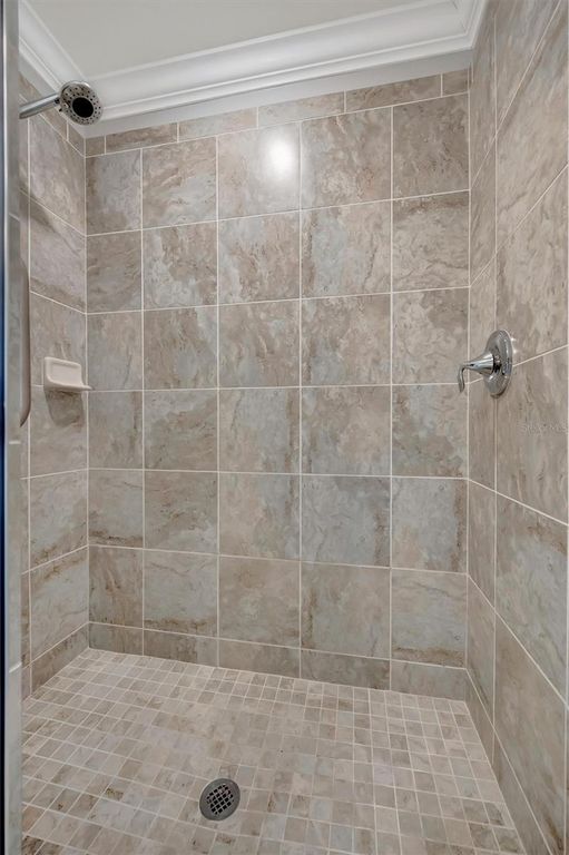 Image 40 of property listing at 1020 TIDEWATER SHORES LOOP 208, Bradenton, FL 34208