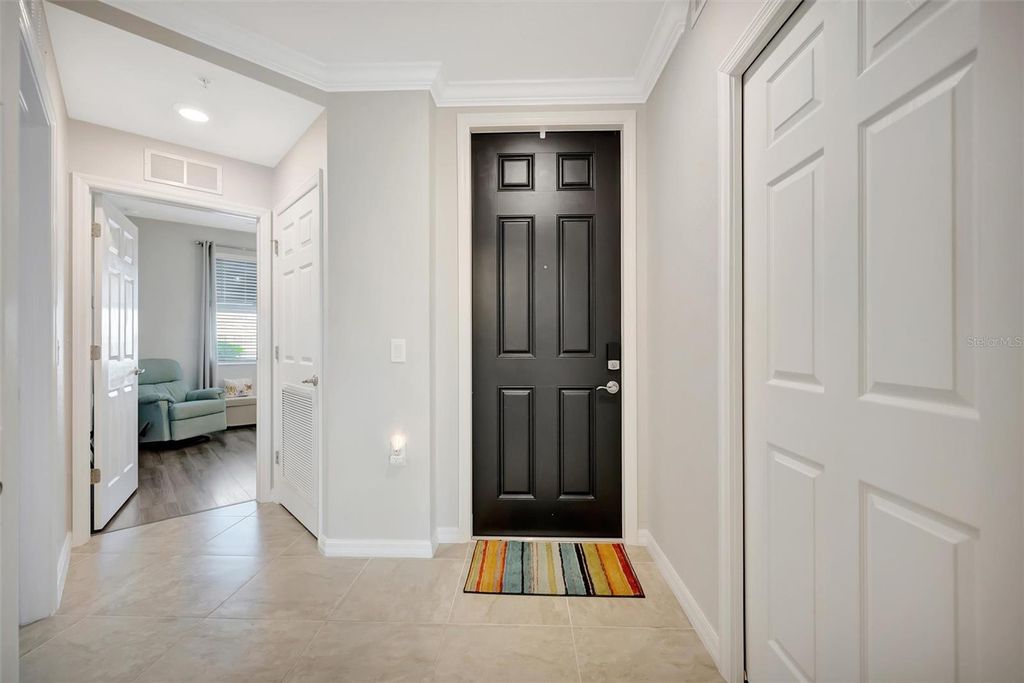 Image 44 of property listing at 1020 TIDEWATER SHORES LOOP 208, Bradenton, FL 34208