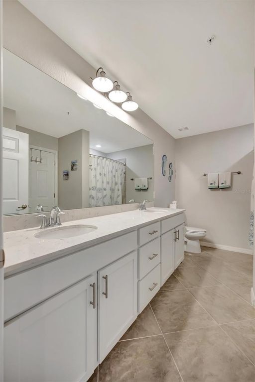 Image 50 of property listing at 1020 TIDEWATER SHORES LOOP 208, Bradenton, FL 34208