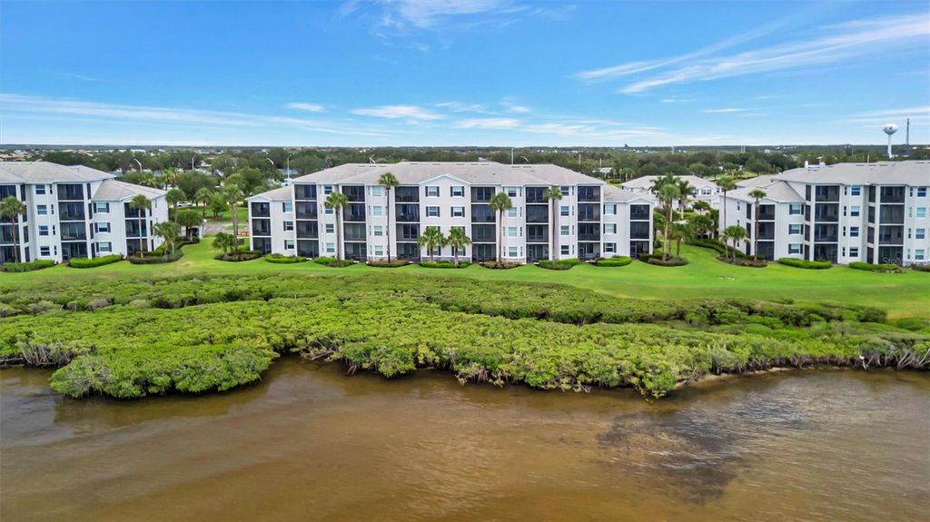 Image 62 of property listing at 1020 TIDEWATER SHORES LOOP 208, Bradenton, FL 34208