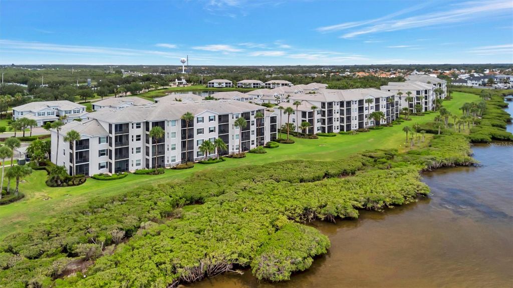 Image 68 of property listing at 1020 TIDEWATER SHORES LOOP 208, Bradenton, FL 34208