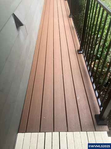 1445 Acacia Dr S, Salem, OR 97302