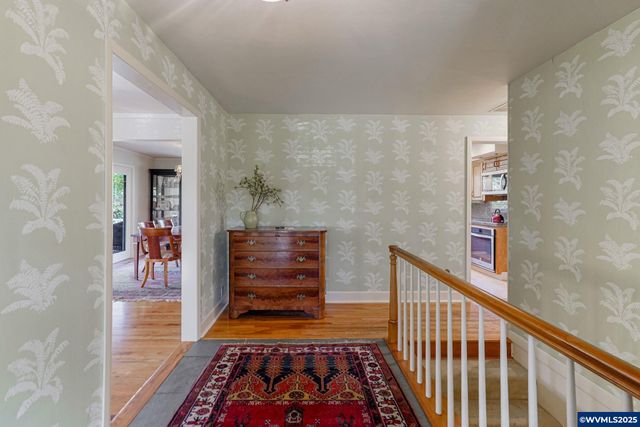 1445 Acacia Dr S, Salem, OR 97302