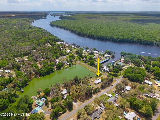 215 SARATOGA Drive, Satsuma, FL 32189