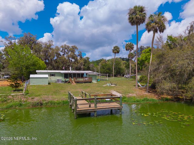 215 SARATOGA Drive, Satsuma, FL 32189